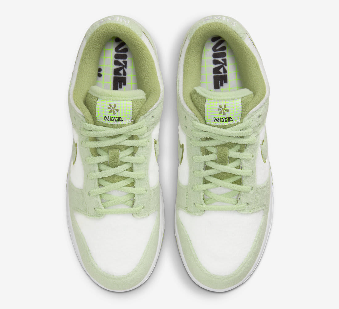 Nike Women's Dunk Low 'Fleece Honeydew' Shelflife