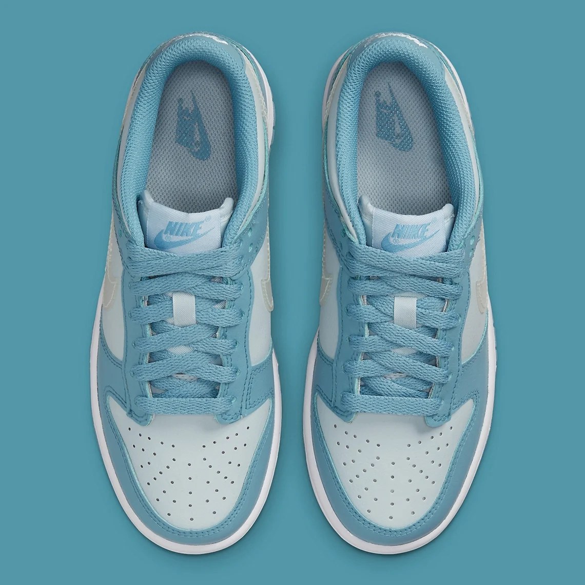 nike dunk low clear aqua