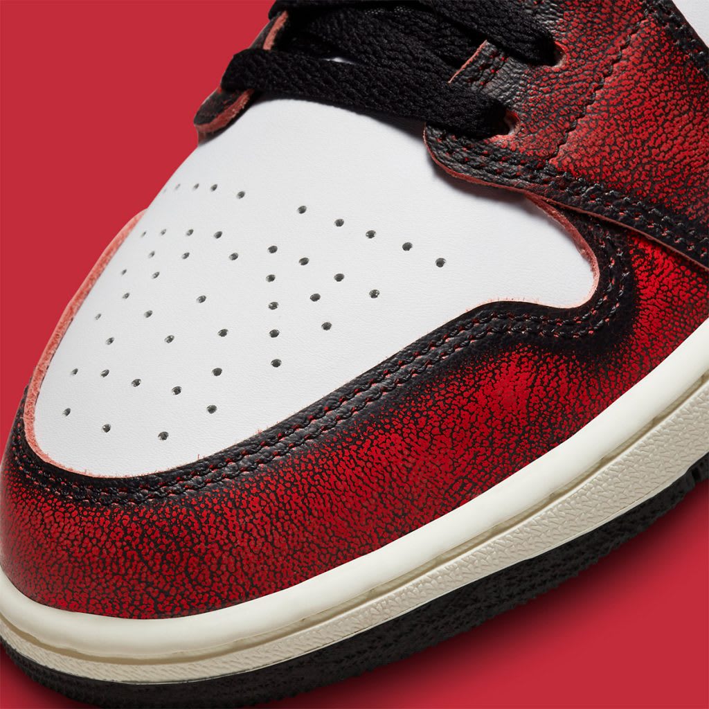Grade School Air Jordan Retro 1 Mid Wear-Away Chicago (Gs)' - FB0568-006