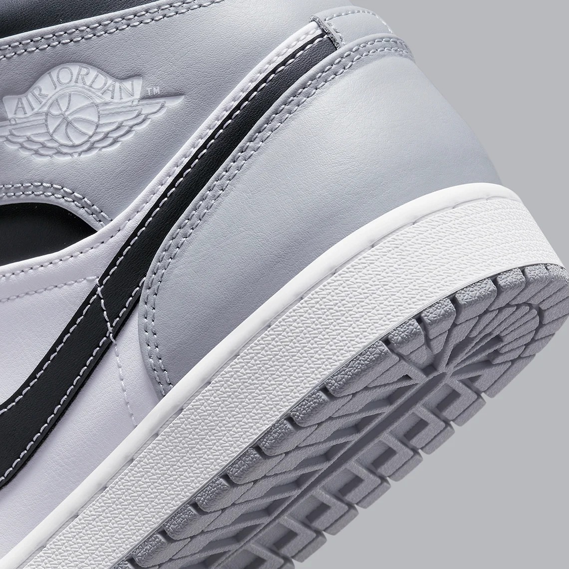 Air Jordan 1 Mid - 'Light Smoke Grey' | Shelflife