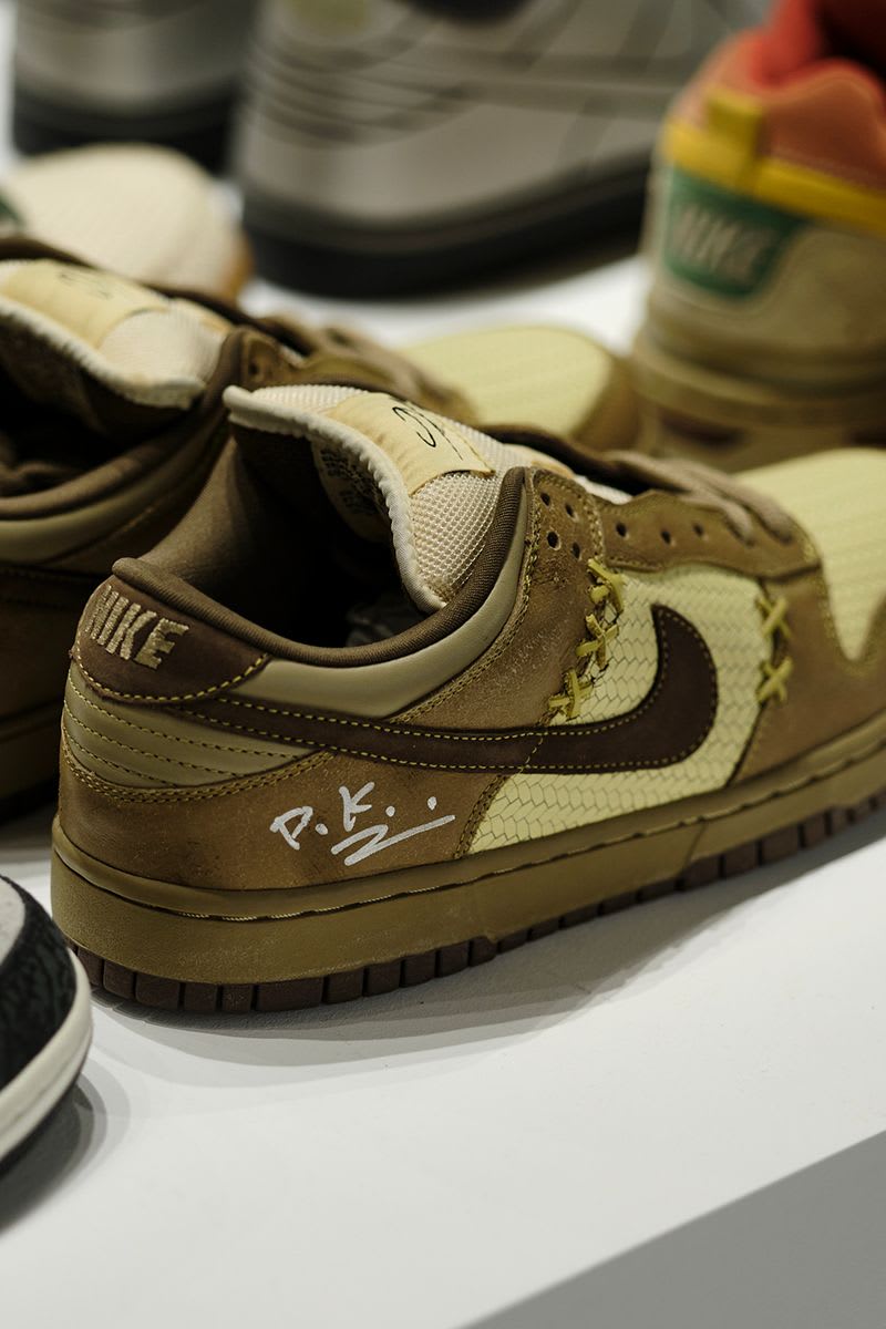 exclusive dunks