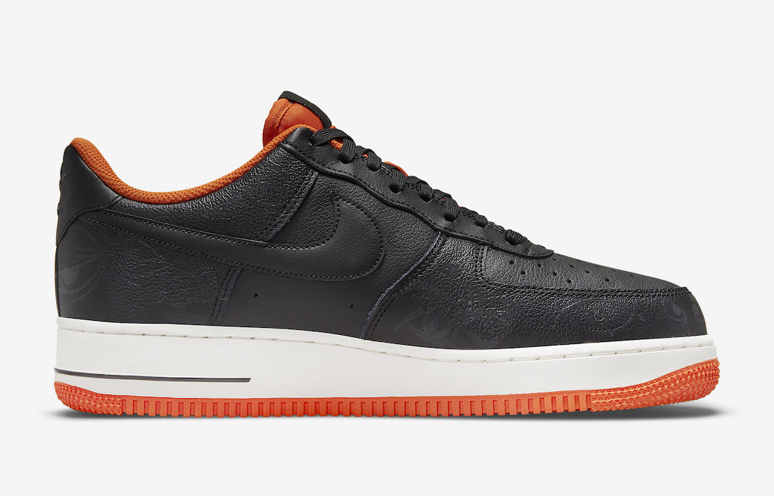 Nike spooky pack hotsell