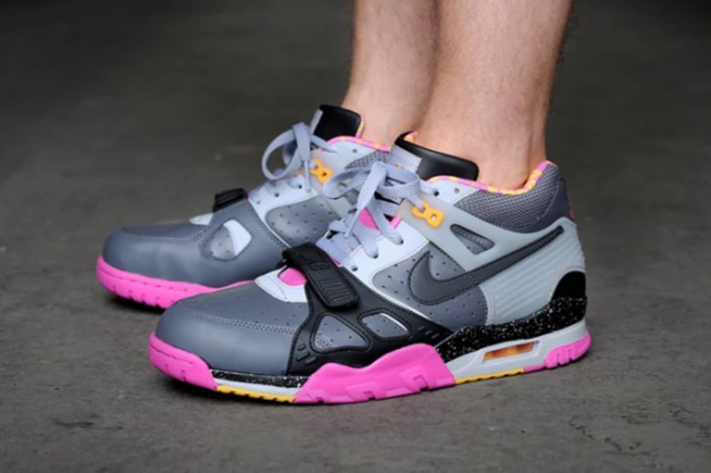 Nike Air Trainer 3 PRM &quot;Bo Knows Horse Racing&quot;