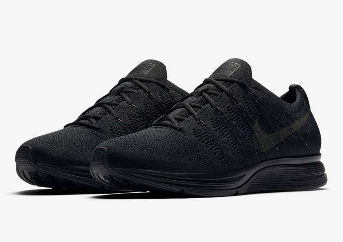 Nike Flyknit Trainer Triple Black