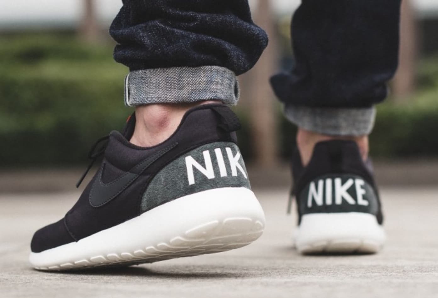 Nike Roshe One Retro "Black"