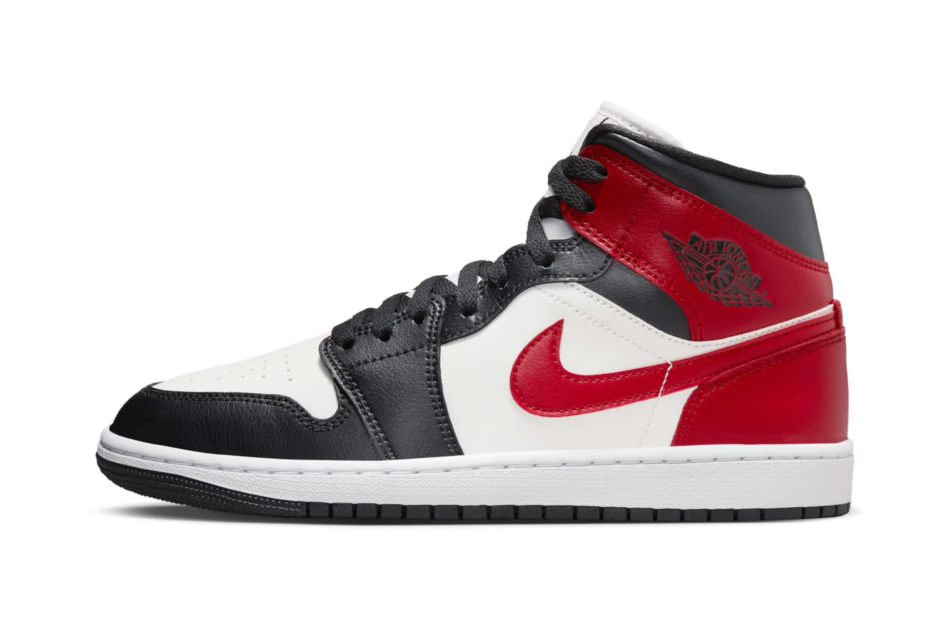 Air Jordan 1 WMNS Mid 'Black Toe' | Shelflife