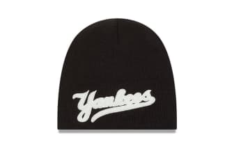 New Era New York Yankees Chenille Script Thin Knit Beanie