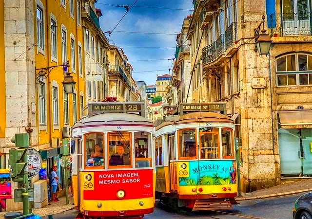 Discover the city of Lisbon from your couch. – Portugal Discover the city of Lisbon from your couch. – Portugal