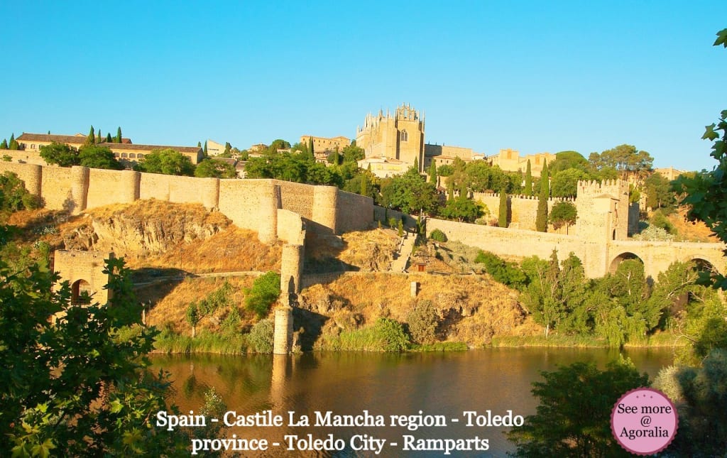 Spain-Castile-La-Mancha-region-Toledo-province-Toledo-City-Ramparts