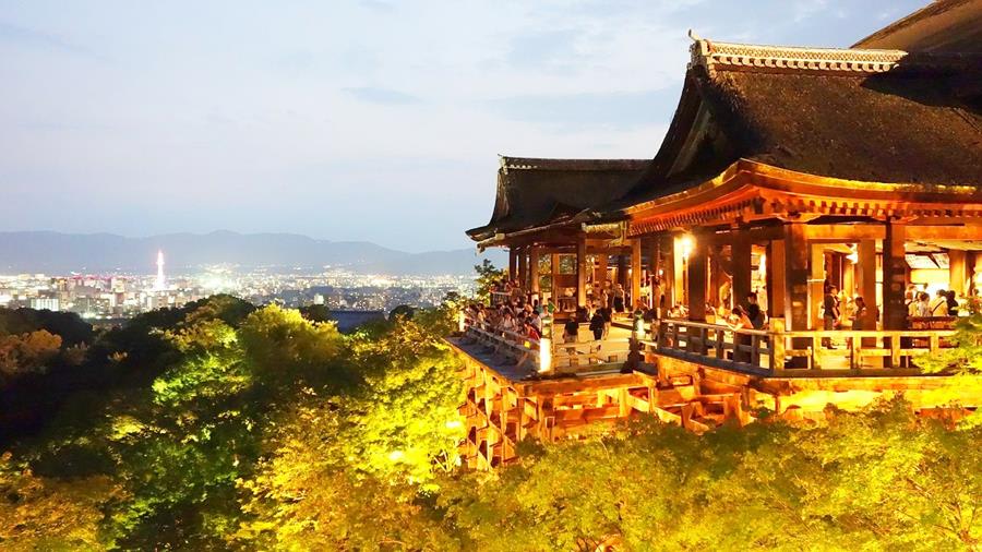 Japan-Landmark-Kyoto-Kiyomizudea