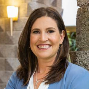 Katie Anderson headshot.