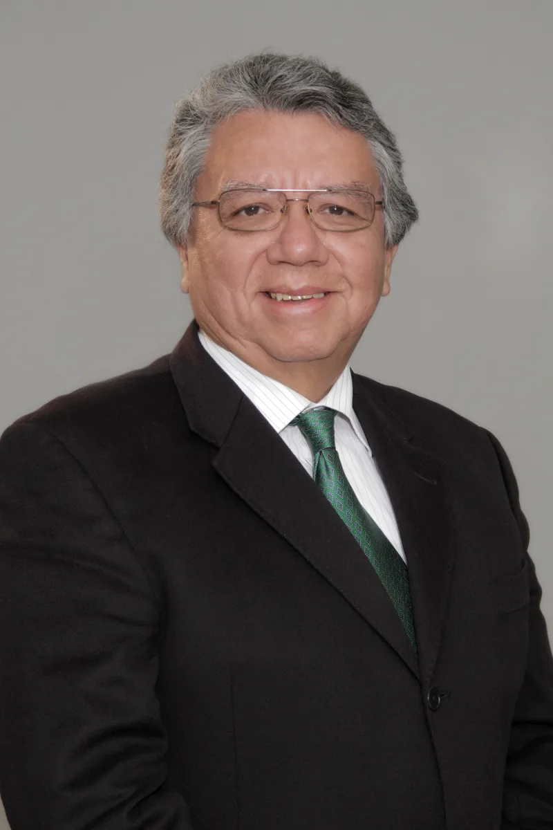 Francisco Ramirez headshot.