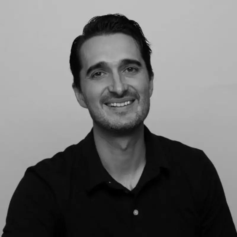 Tyson Heaton headshot.