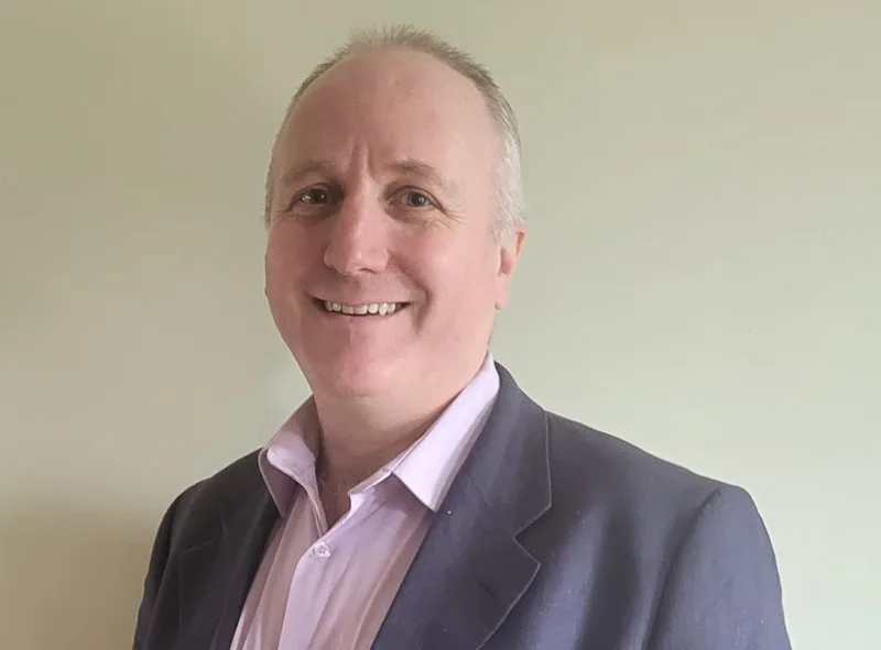Seán Kelly headshot.