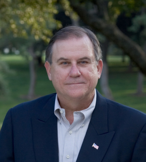 Douglas Carlberg headshot.