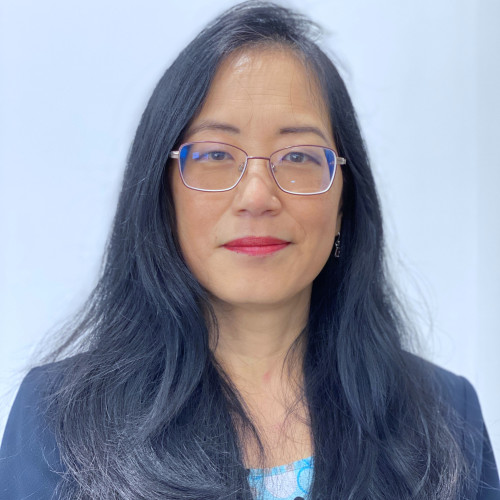 Michelle Lue-Reid headshot.