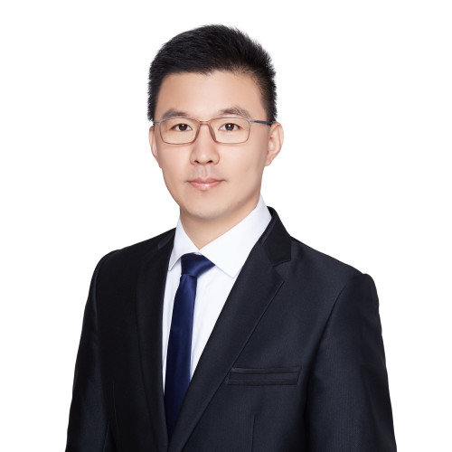 Jason Feng headshot.