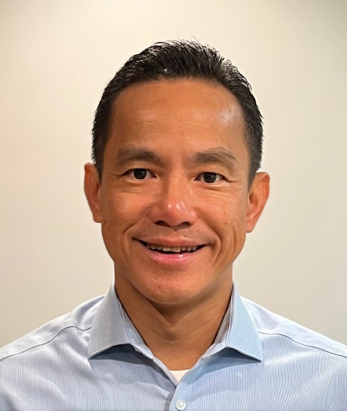 Hung Tran headshot.