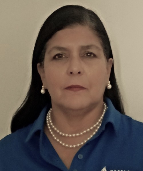 Gloria Fernández headshot.