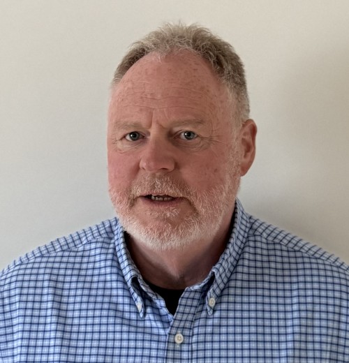 Gregory Laufer headshot.