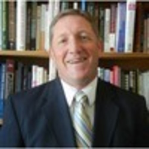Thom Smith headshot.