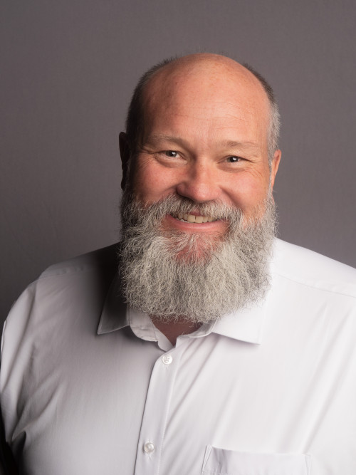 Mike Dixon headshot.