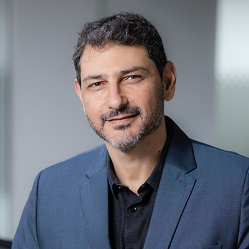 Glasson Fonseca headshot.