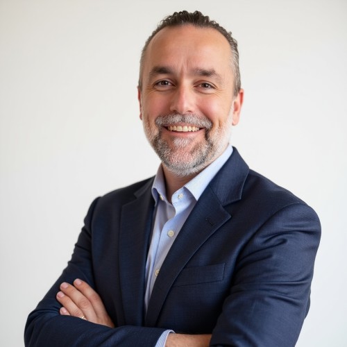 Brett Pichla headshot.