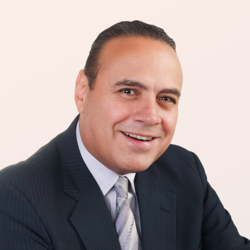 Armando Raul Serrano Felix headshot.