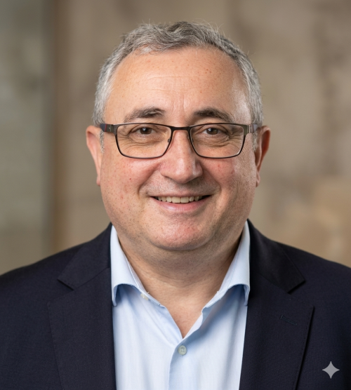 José Carlos De Sá headshot.