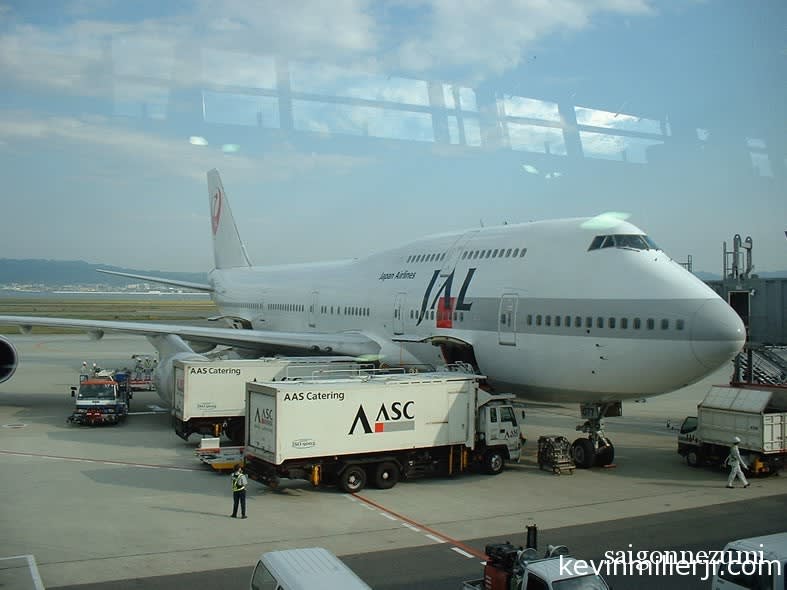 Japan Airlines Boeing 747 - Osaka Kansai International Airport
