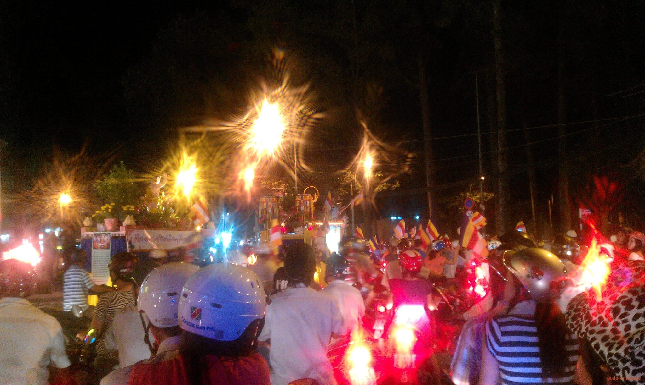 Buddha's Birthday in Cholon (District 5) - 2012