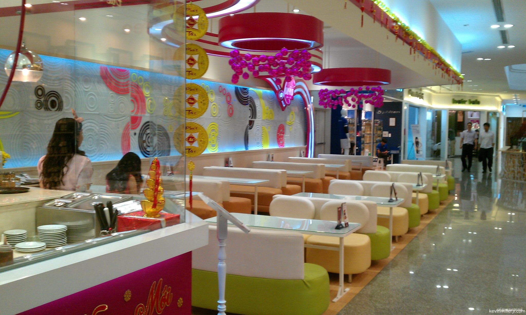 Colorful Crepes Shop in Vincom 2