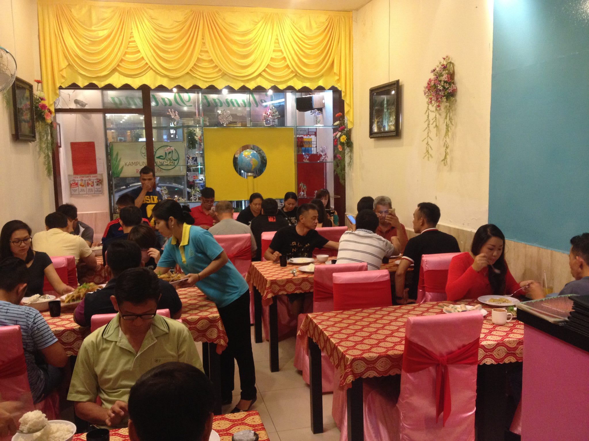 Kampung Pandan - Halal restaurant in Saigon, Vietnam