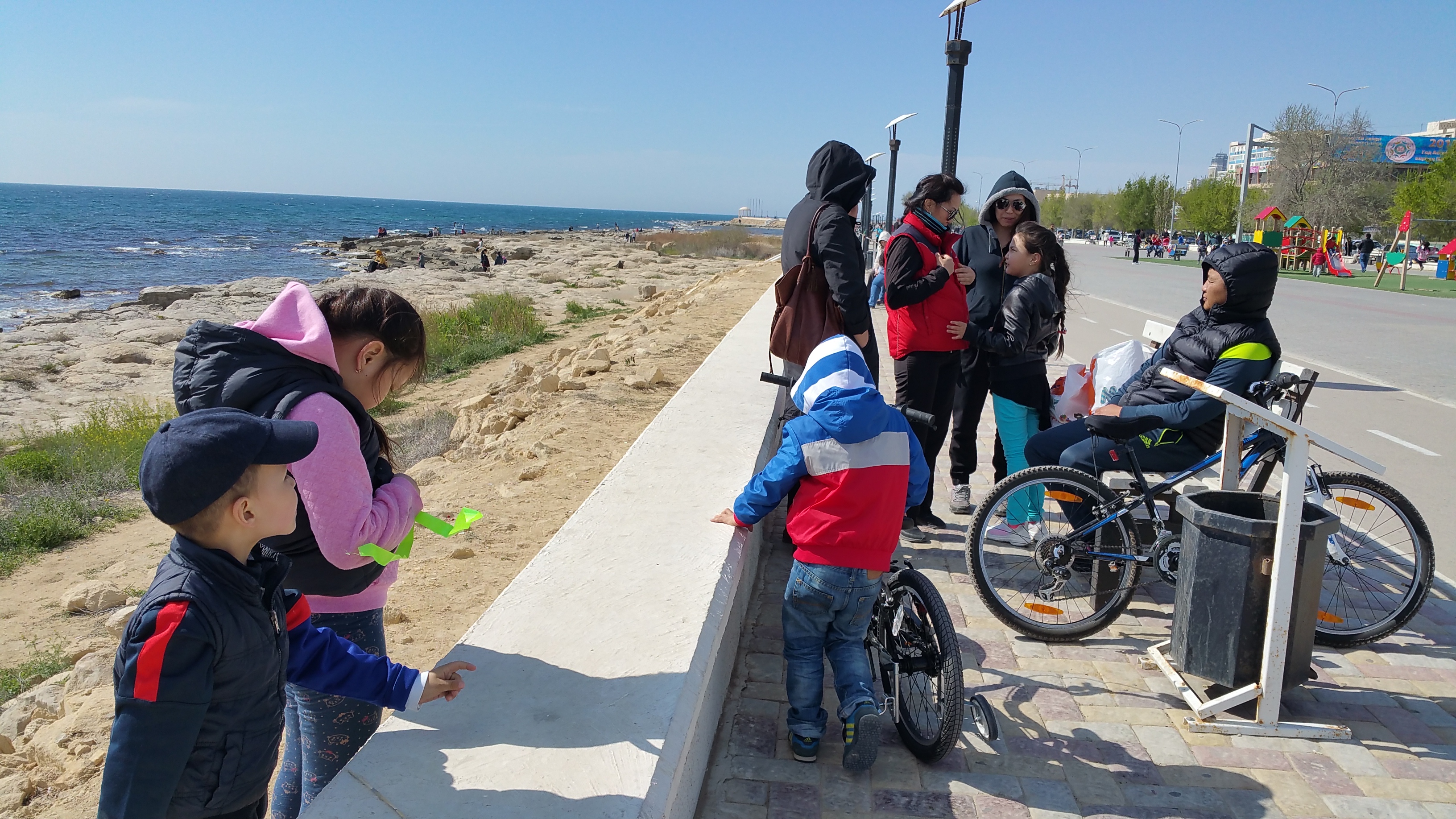 Meeting my Kazakh host family in Aktau, Kazakhstan (May, 2015)