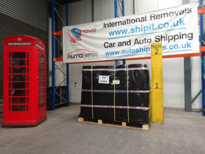 1 pallet, 4.095 cbm, shipped from the UK to New York, United States by 1st Move International