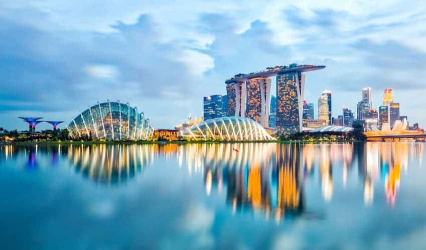 Singapore Skyline And View Of Marina Bay At Night - Moving Guide Singapore