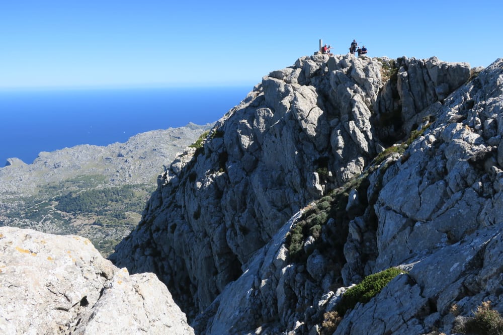 Summit of Tomir