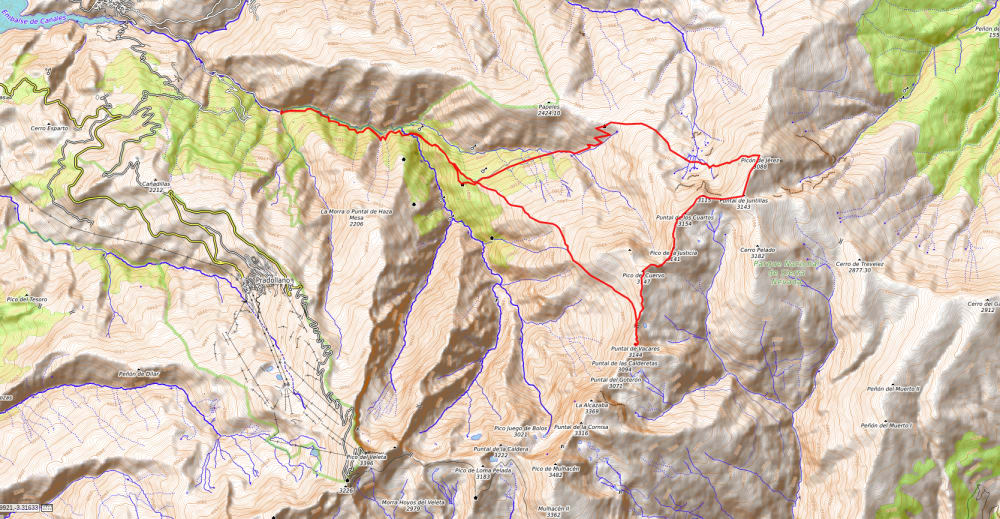 Map of the round of the northern peaks and valley of the Rio Vadillo