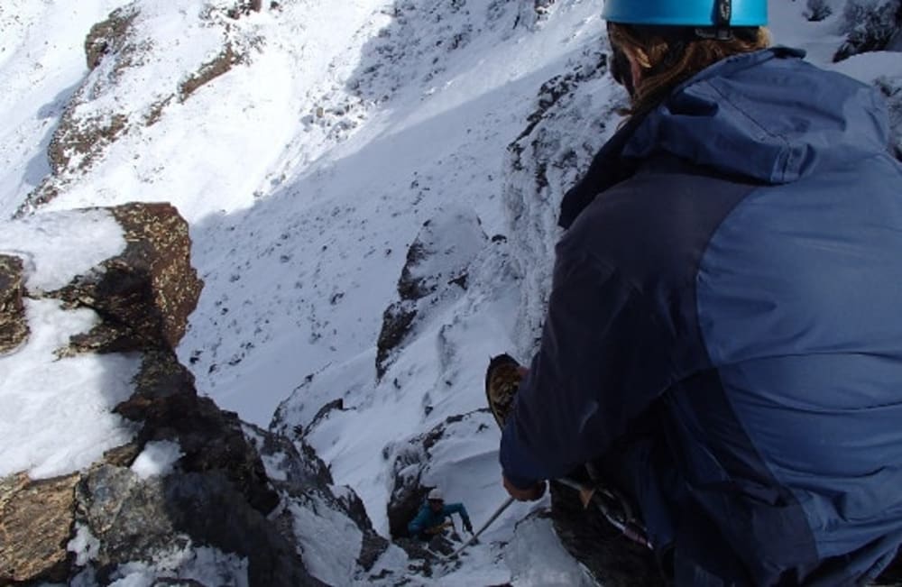 Mountaineering gully climbing