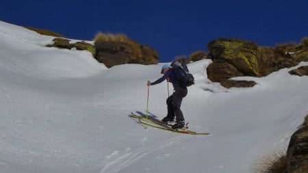 First skiers ever to ski this Sierra Nevada valley?