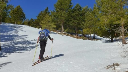 Combining ski touring & mountaineering in the Sierra Nevada