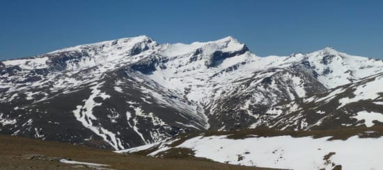 The main Sierra Nevada ridge from Loma de las Albardas