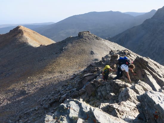 Scrambling on the ridges near Juego de Bolos