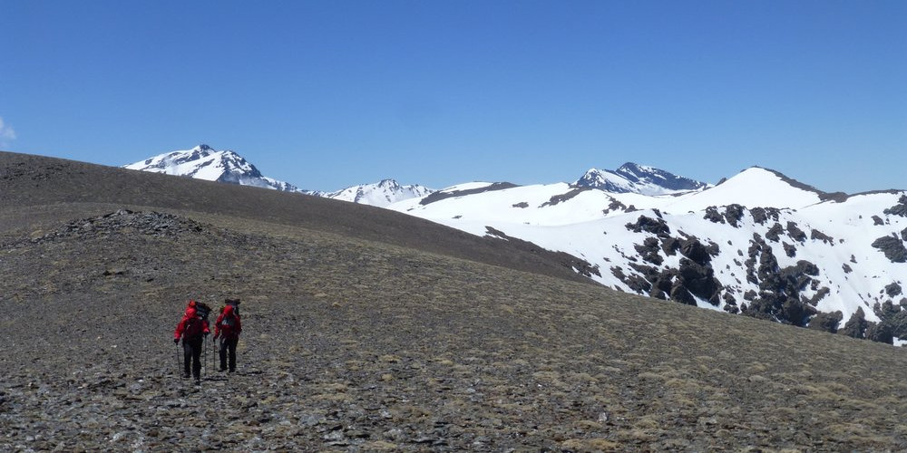 Nearing Puntal de Juntillas. All the major peaks visible to the south