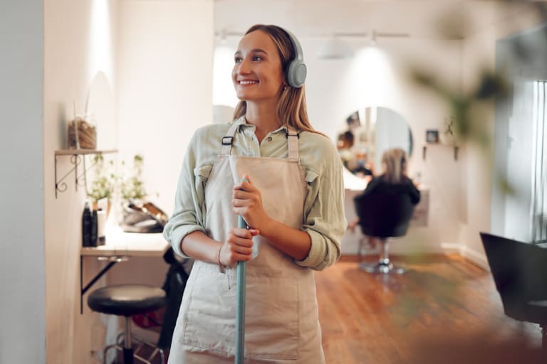 Musik im Friseursalon: Was ist rechtlich erlaubt?