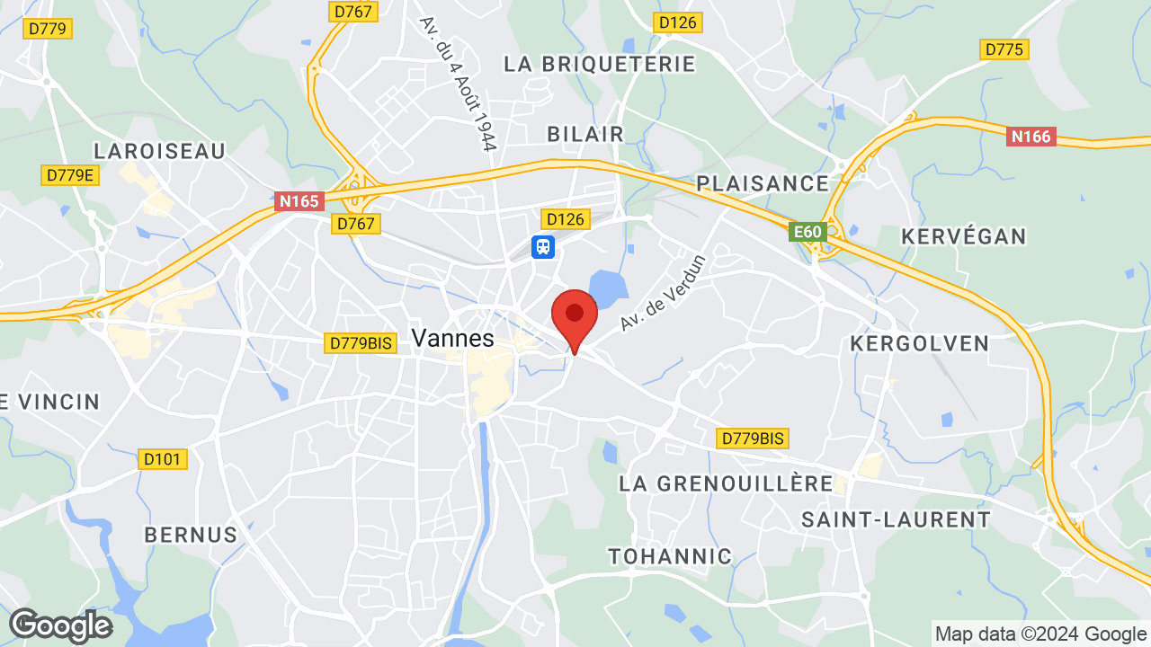 4 Pl. Bir Hakeim, 56000 Vannes, France