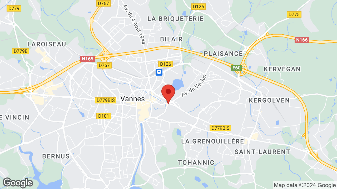 4 Pl. Bir Hakeim, 56000 Vannes, France