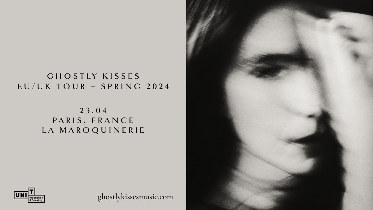 Ghostly Kisses