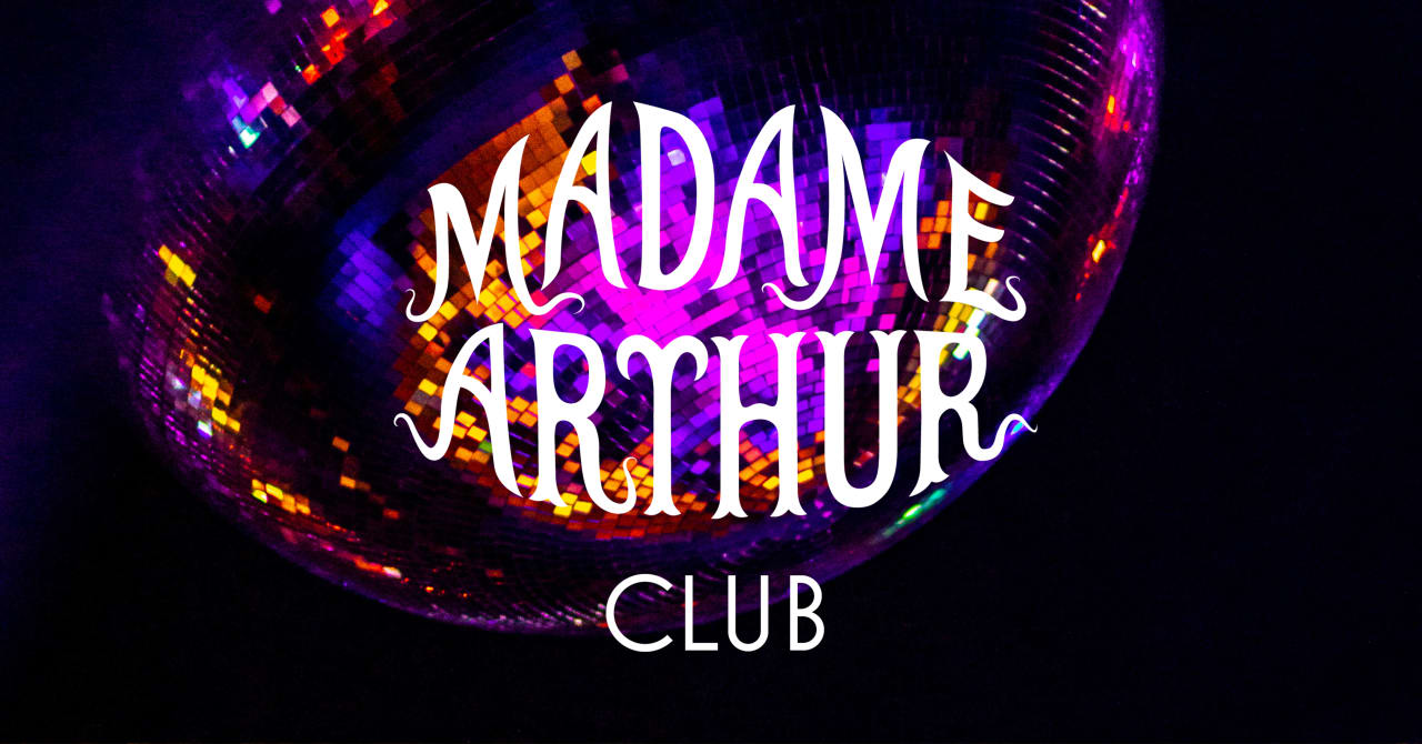 Madame Arthur Club · 2306